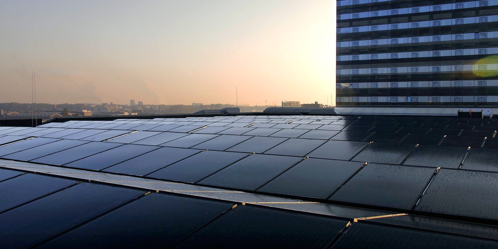 archstudio-architect-haarlem-zonnepanelen-muziekgebouw-amsterdam-detail zonnepanelen muziekgebouw amsterdam